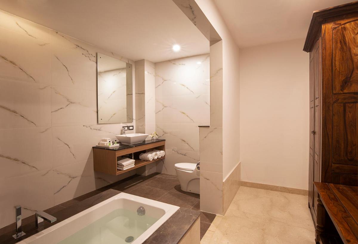 Suitetrails - Clarks Resort Birgunj
