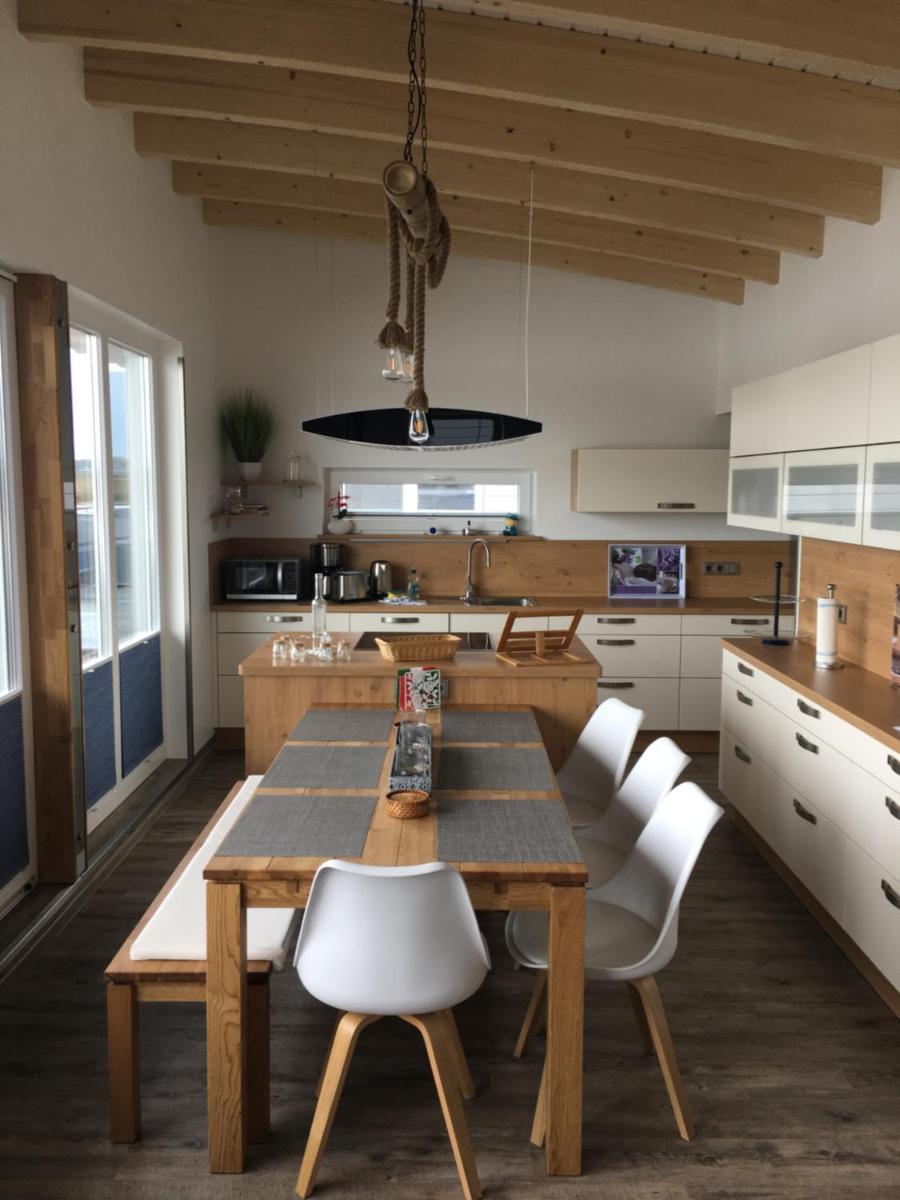 Küche/Küchenzeile in der Unterkunft Schwimmende Häuser im BALTIC SEA RESORT