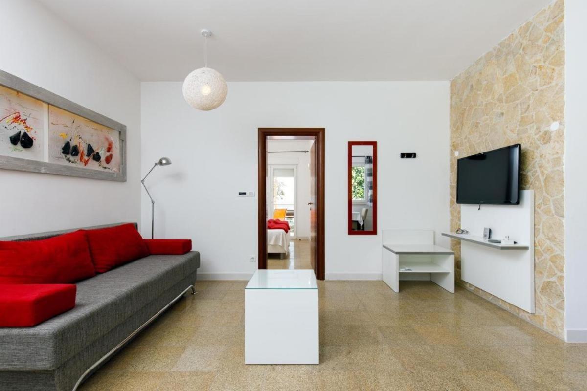 Nice apartment with a sea view - Housity