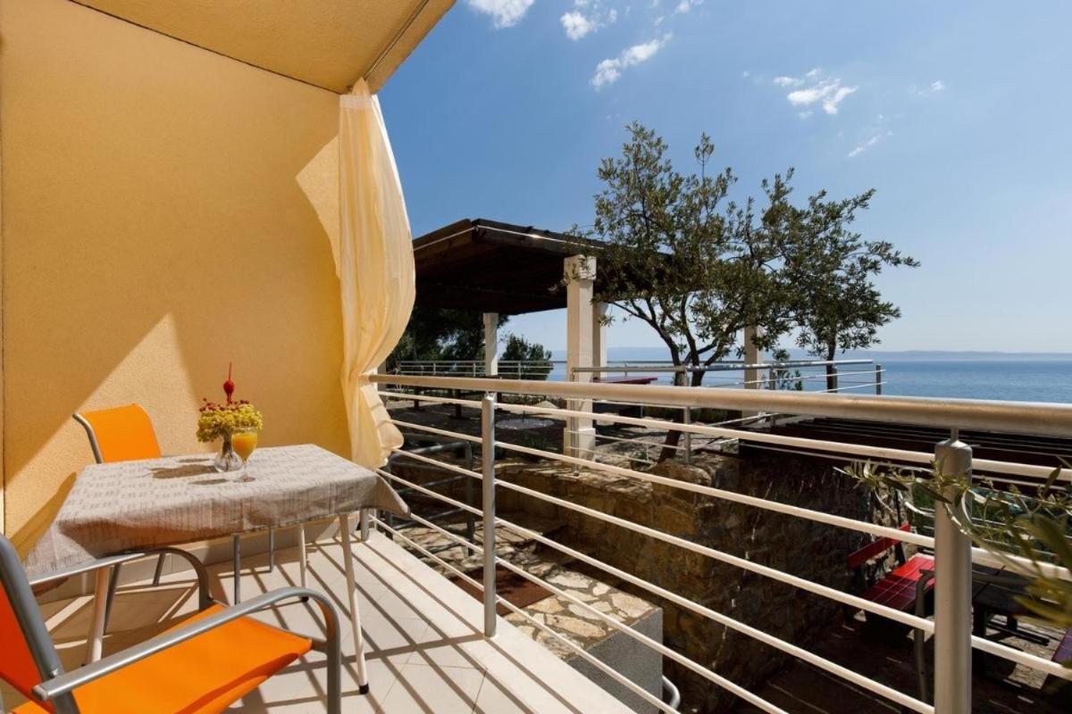 Fully equiped Beach Apartments with its own balcony - Housity