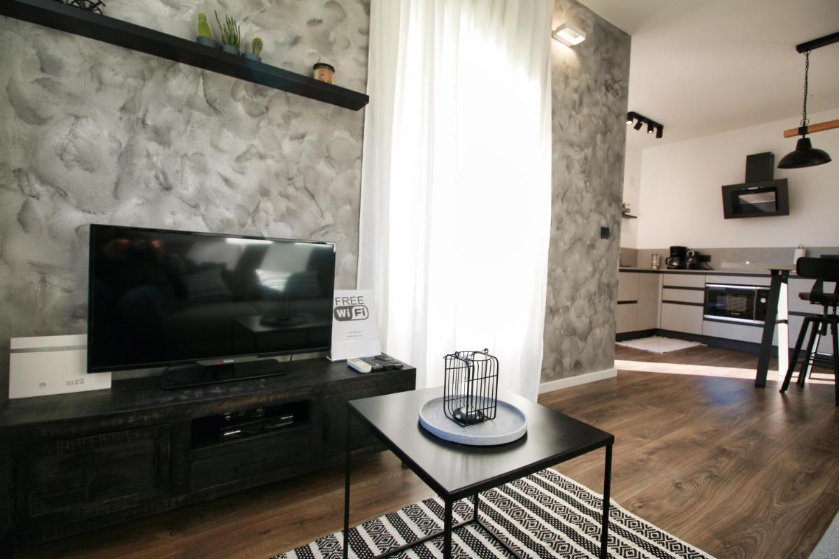 Apartment Margita - free parking - Hizvo