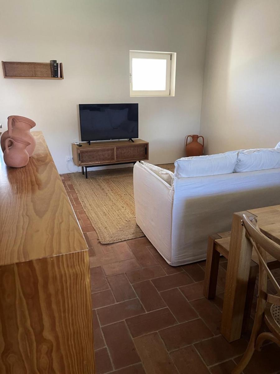 Charming house with pool in center town - Housity