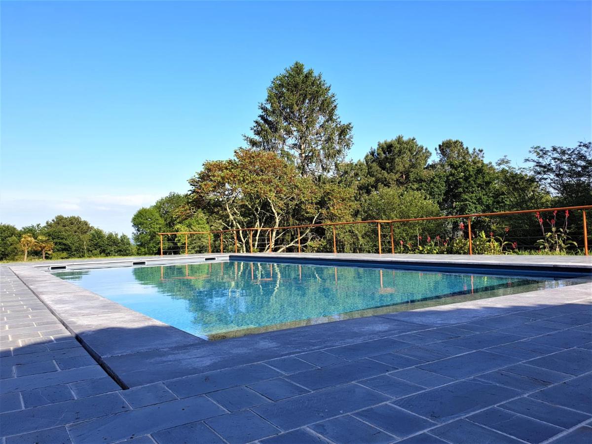 VILLA GARATENBORDA proche Biarritz avec piscine jacuzzi salle de sport parking pétanque fronton - Housity