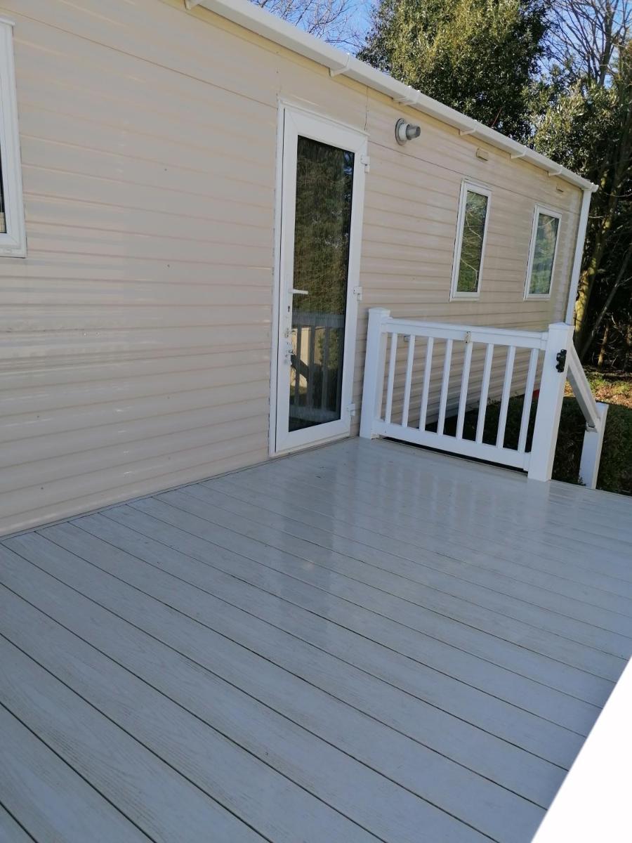 Yare Village, Breydon water holiday park - Housity