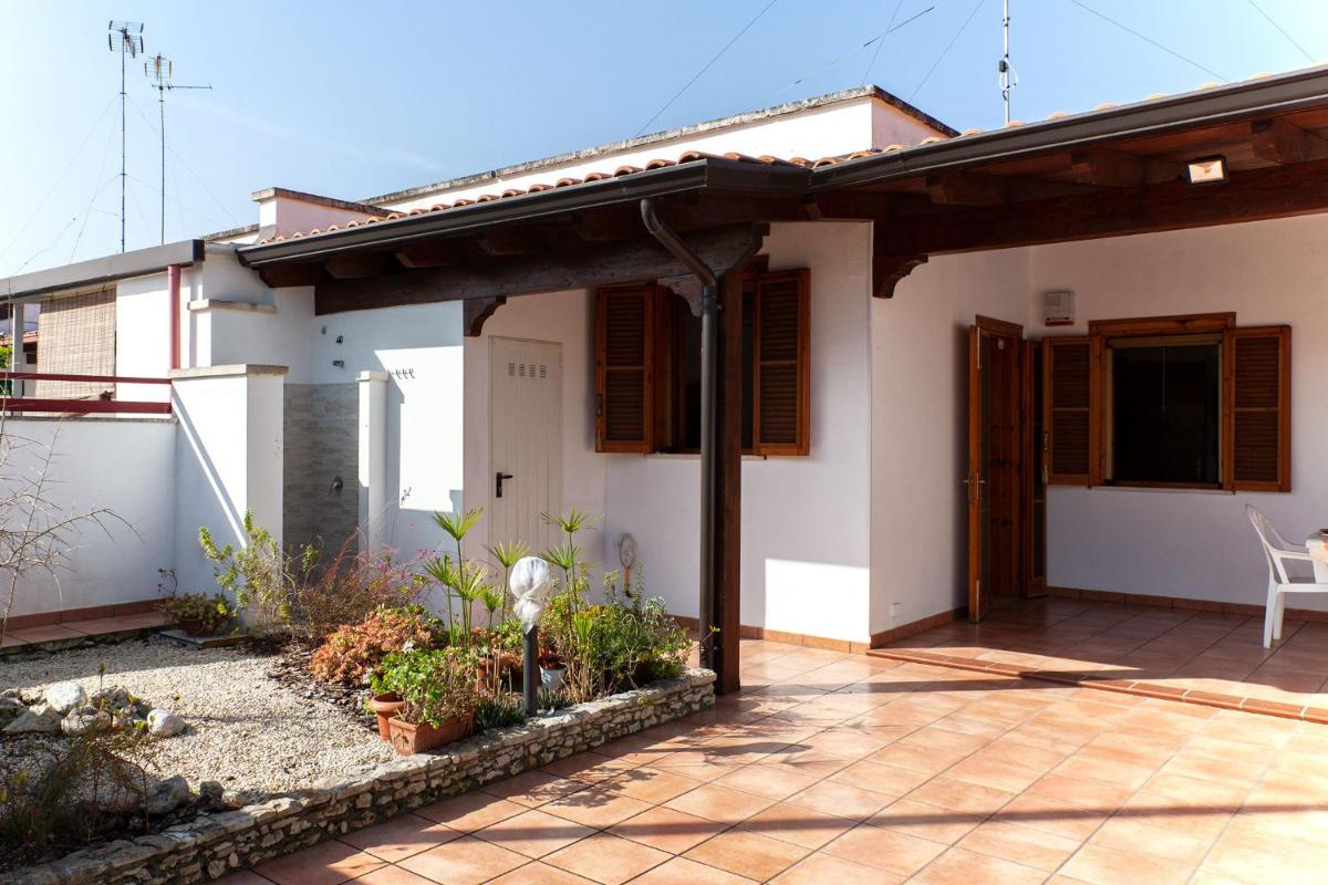 Villetta climatizzata 2 camere 2 bagni costa m196 - Housity