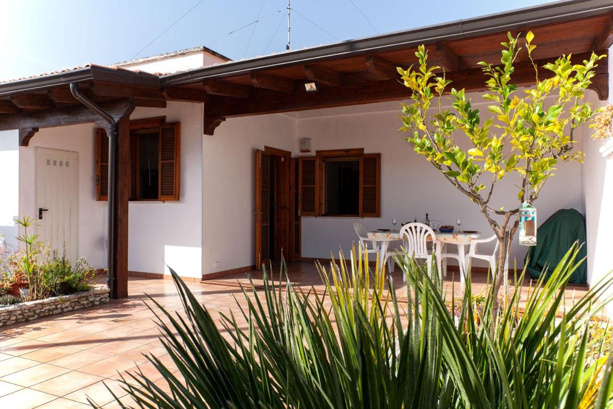 Villetta climatizzata 2 camere 2 bagni costa m196 - Housity