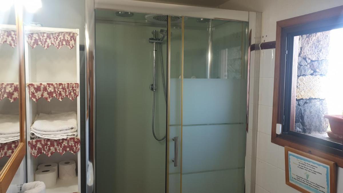 Climatized Pool Free Wifi Casa Rural Las Pareditas - Housity