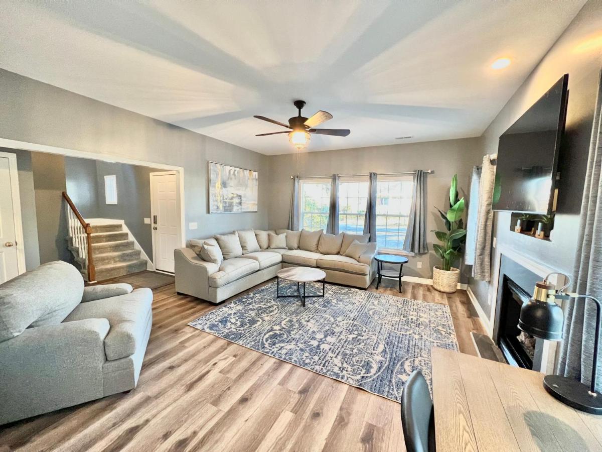 Beautiful, Spacious, Hidden Gem In Heart Of Wilmington - Housity