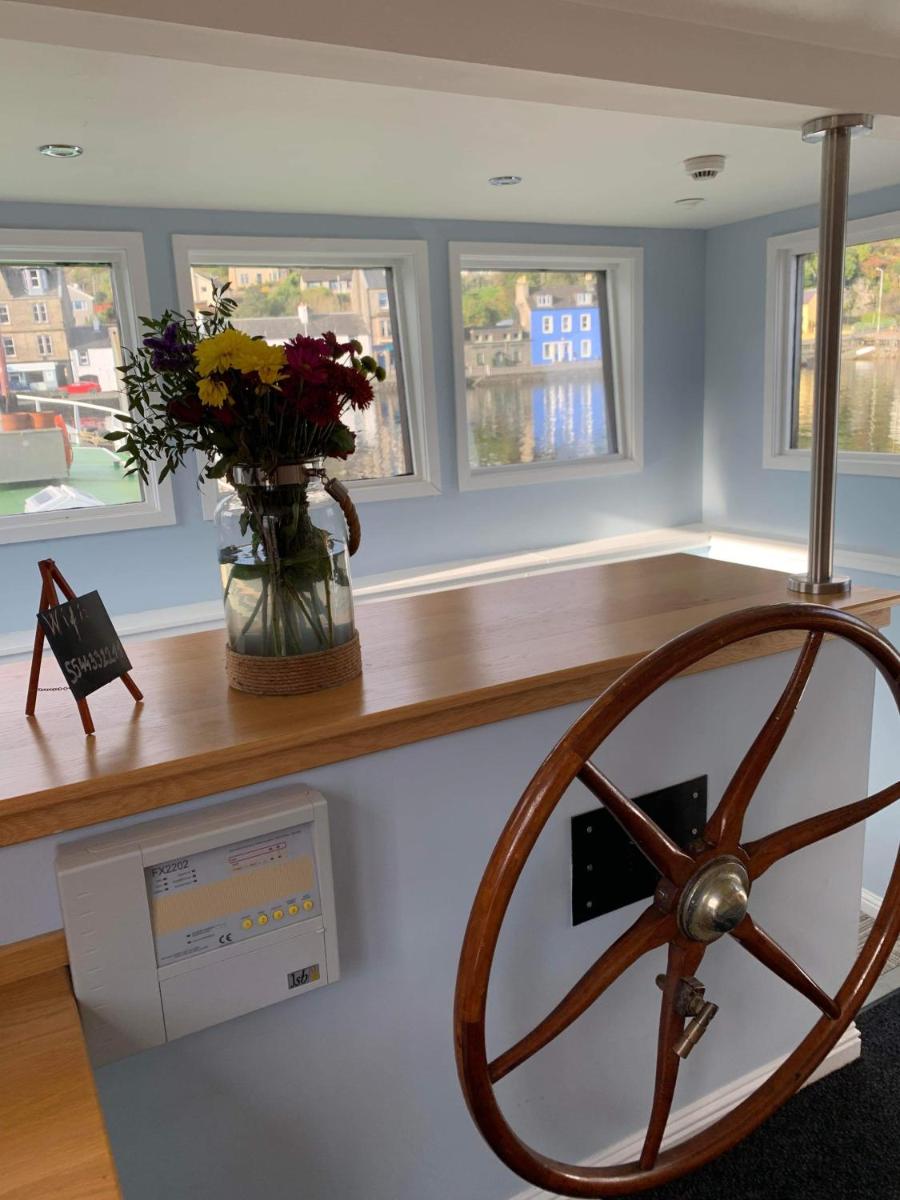 The Barge Tarbert - Housity