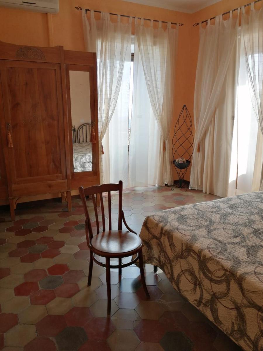 PALAZZO STILLITANO Classificazione 3 SORRISI - Housity