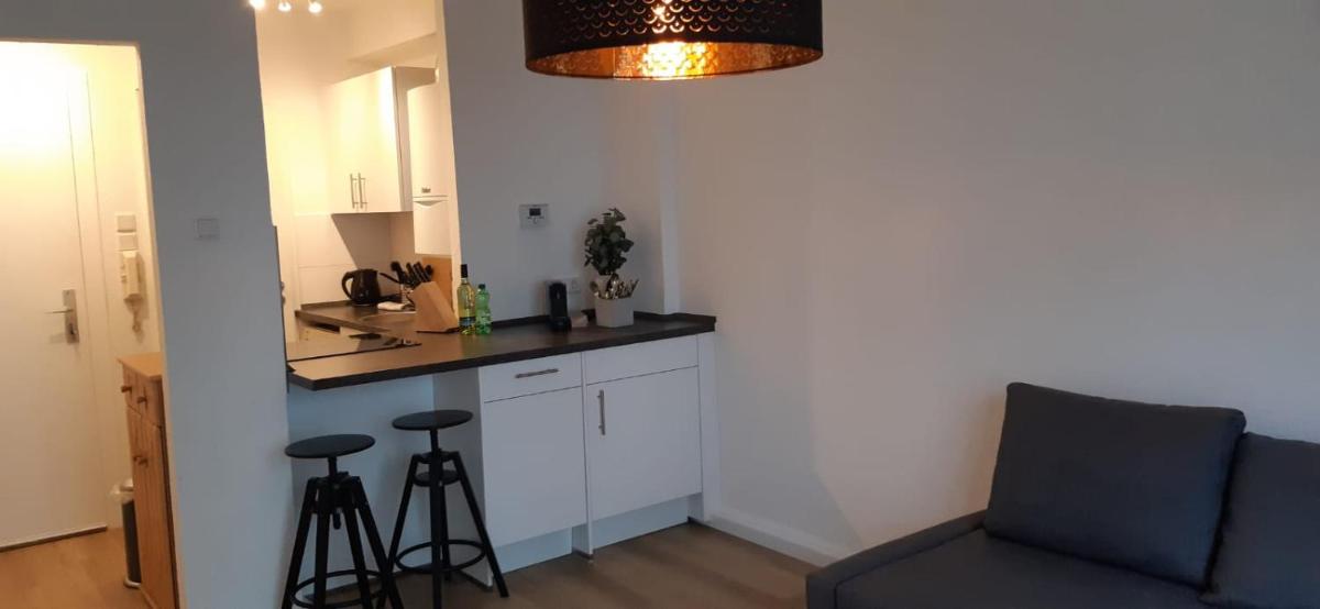 Cozy City Apartment - Housity