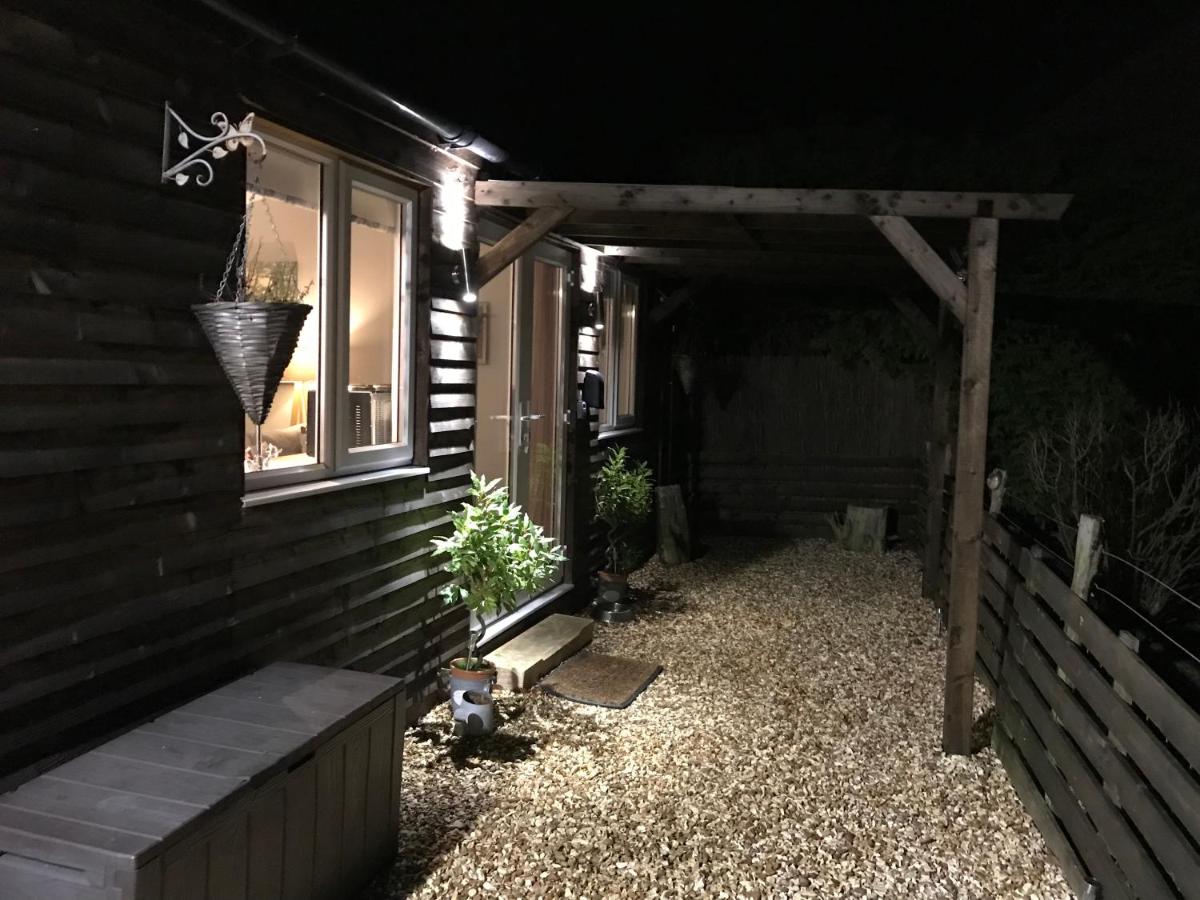 Hillview Lodge - Housity