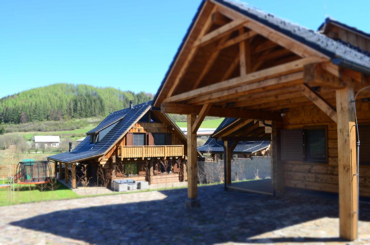 Cabin House Čičmany- Relaxačné zariadenie s ubytovaním - Housity