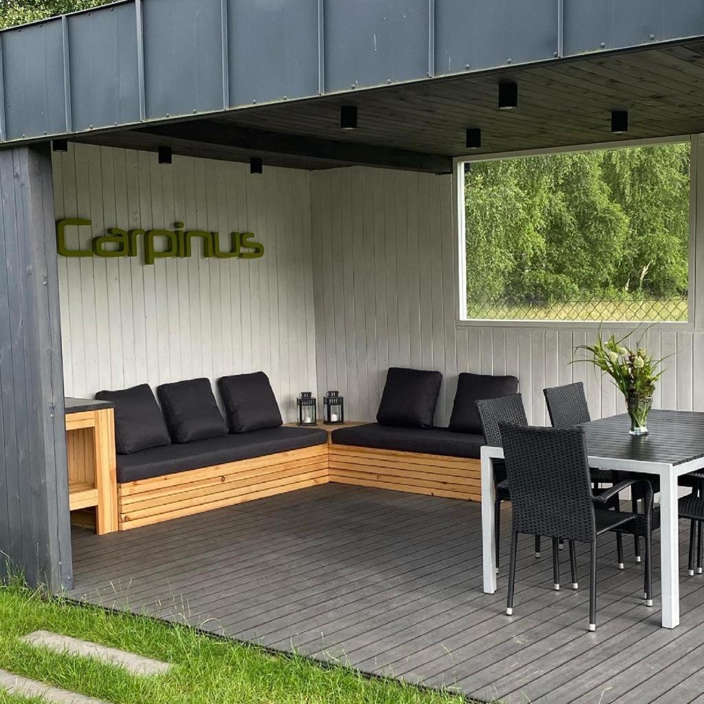 Carpinus - domek nad jeziorem Łętowo - Housity