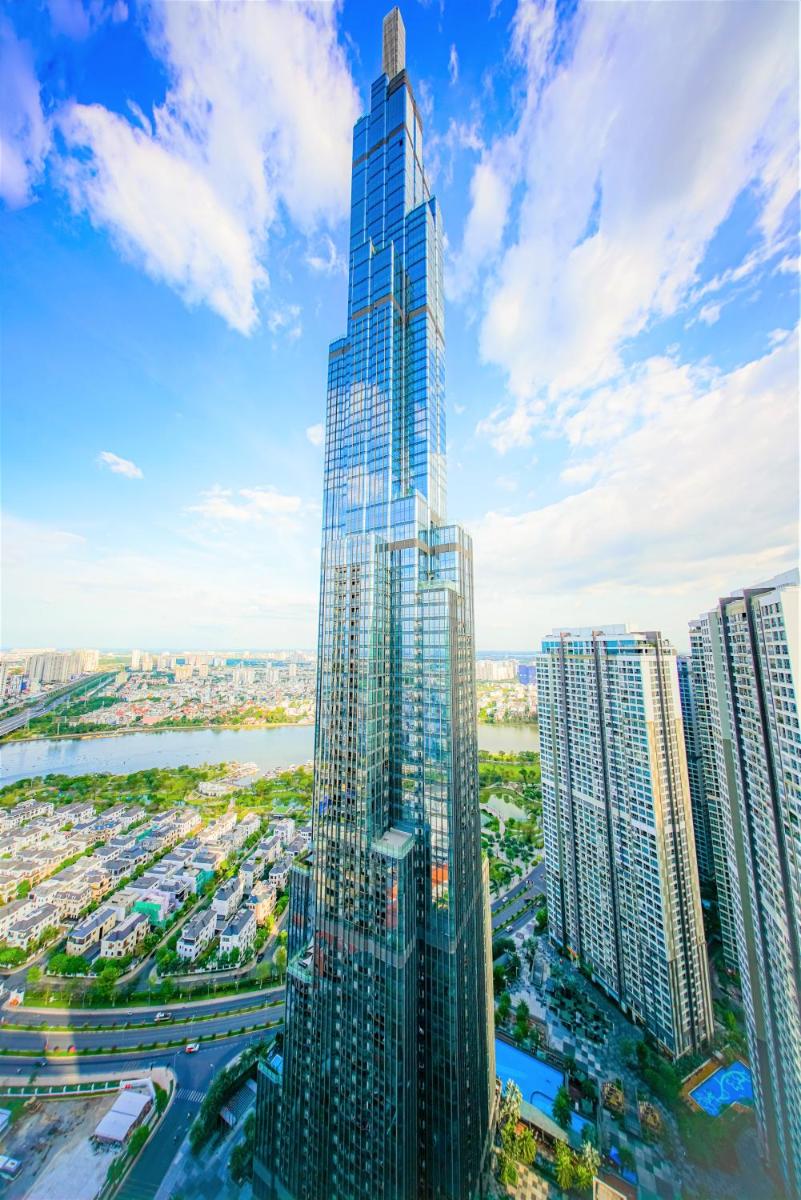 Central Apartments - Vinhomes Central Park, Landmark 81 Area & Ice Skating Rink - Housity
