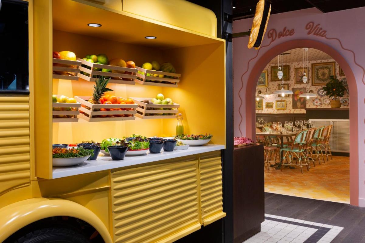 Cuisine ou kitchenette dans l'établissement RockyPop Flaine Hotel & Spa