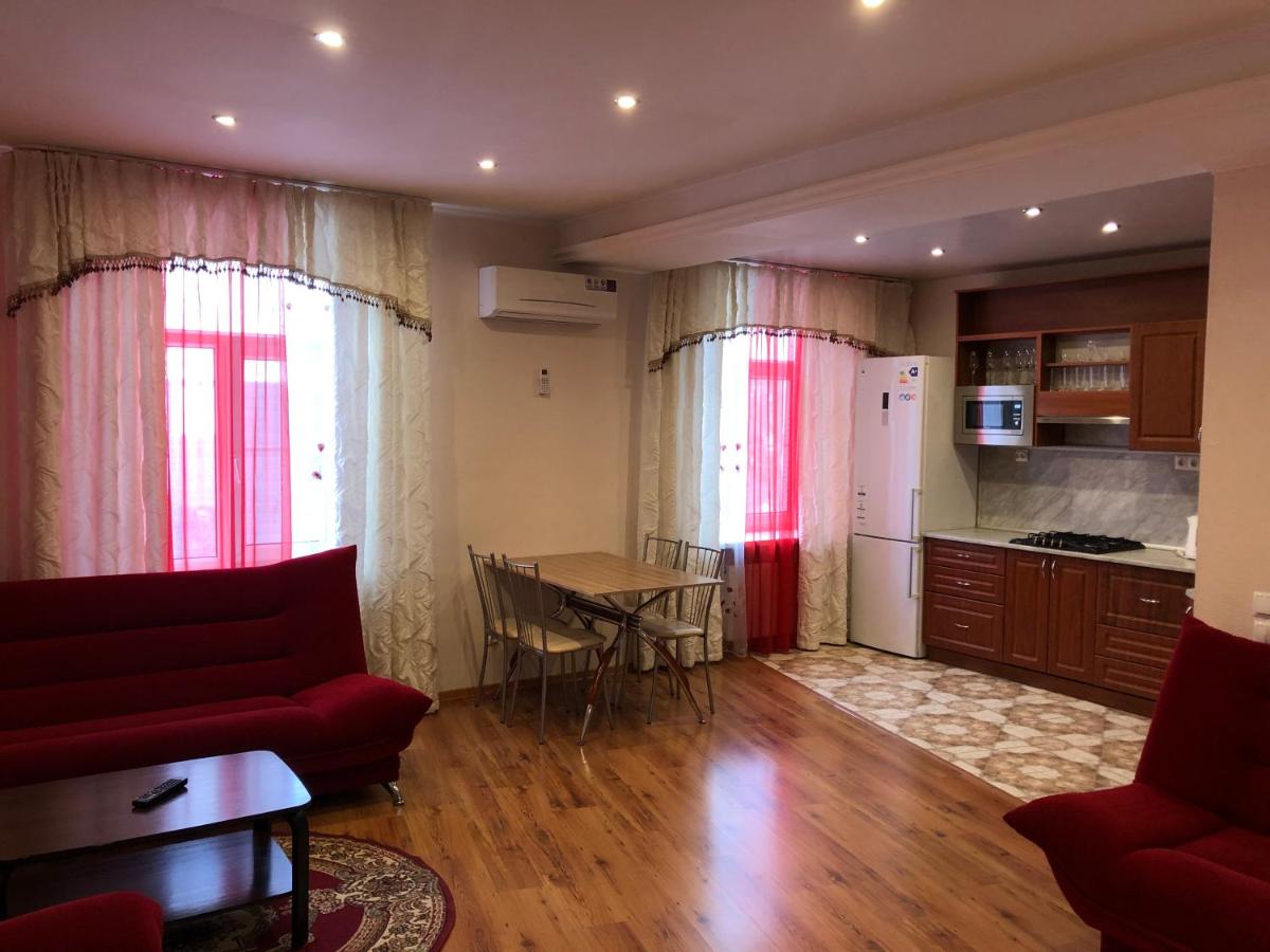 Апартаменты, центр Пскова - Housity