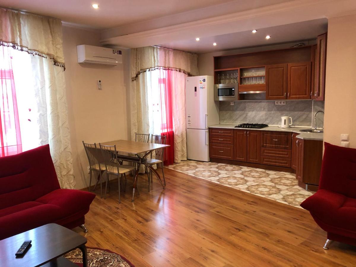 Апартаменты, центр Пскова - Housity