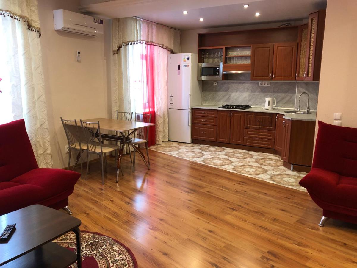 Апартаменты, центр Пскова - Housity