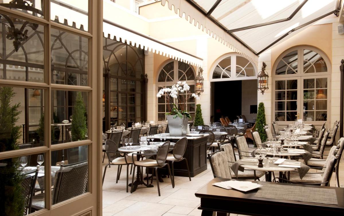 Hotel & Spa Le Grand Monarque, BW Premier Collection - Housity
