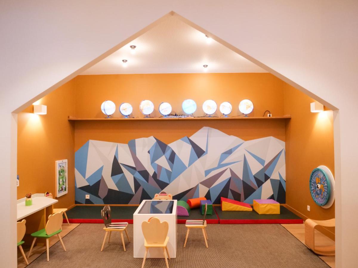 Club pour enfants de l'établissement Plan B Hotel - Living Chamonix