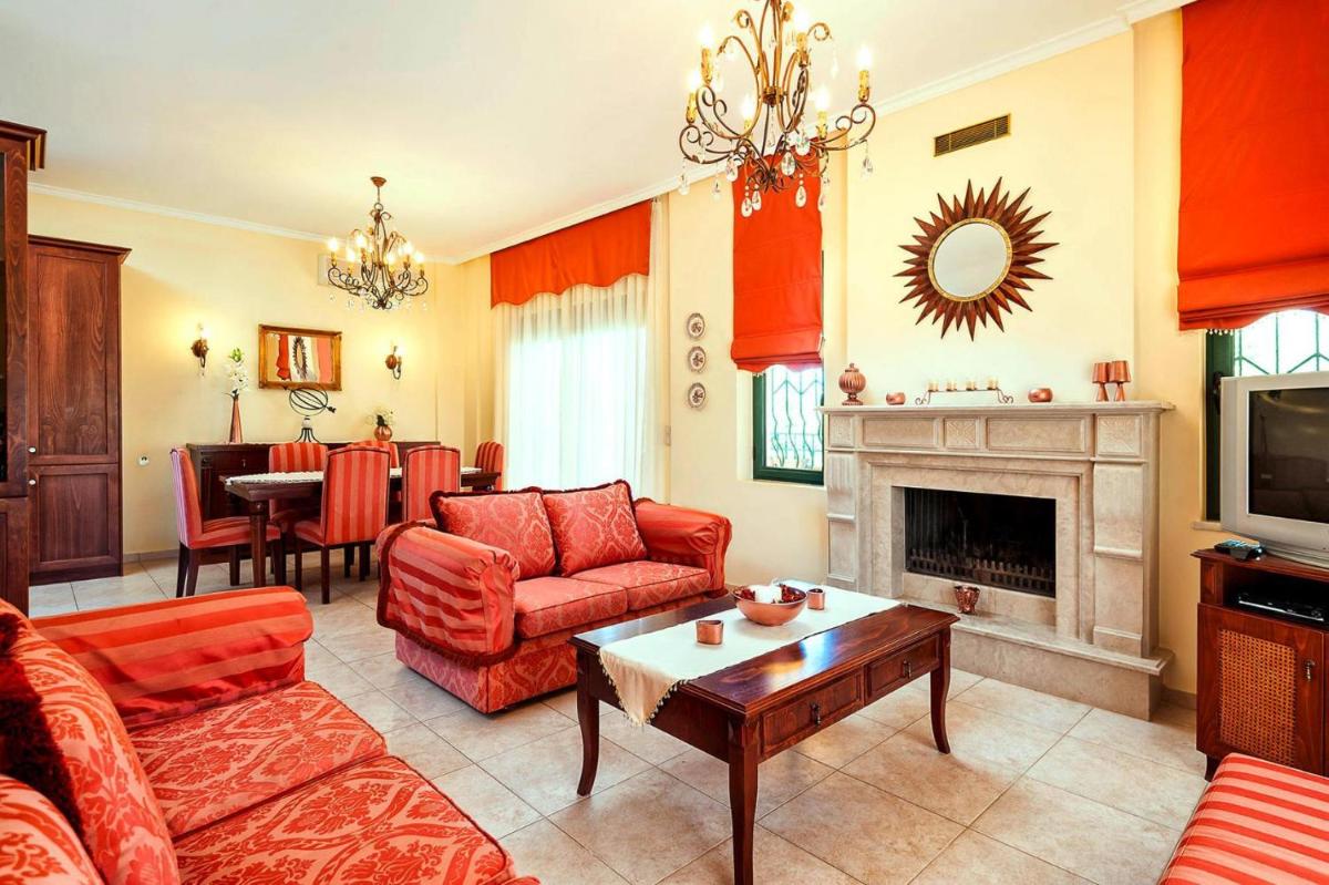 Villas Valia & Marina, Galatas - Housity
