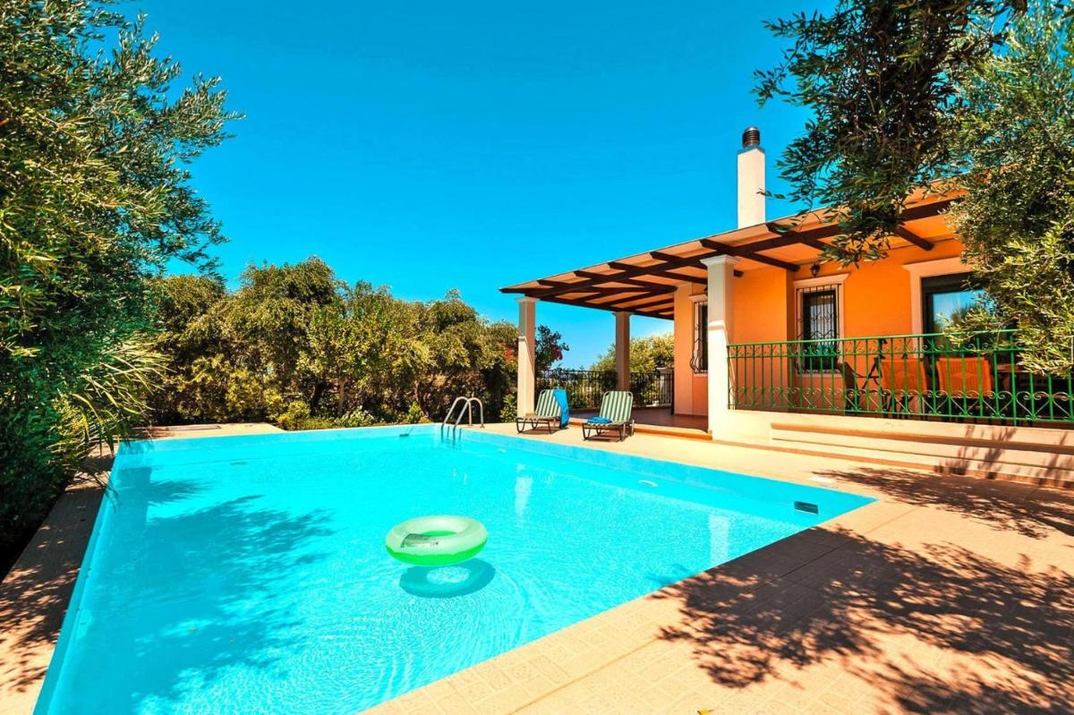 Villas Valia & Marina, Galatas - Housity