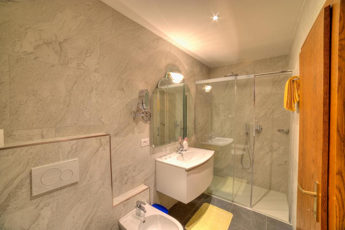 Hotel Serles Superior - Housity