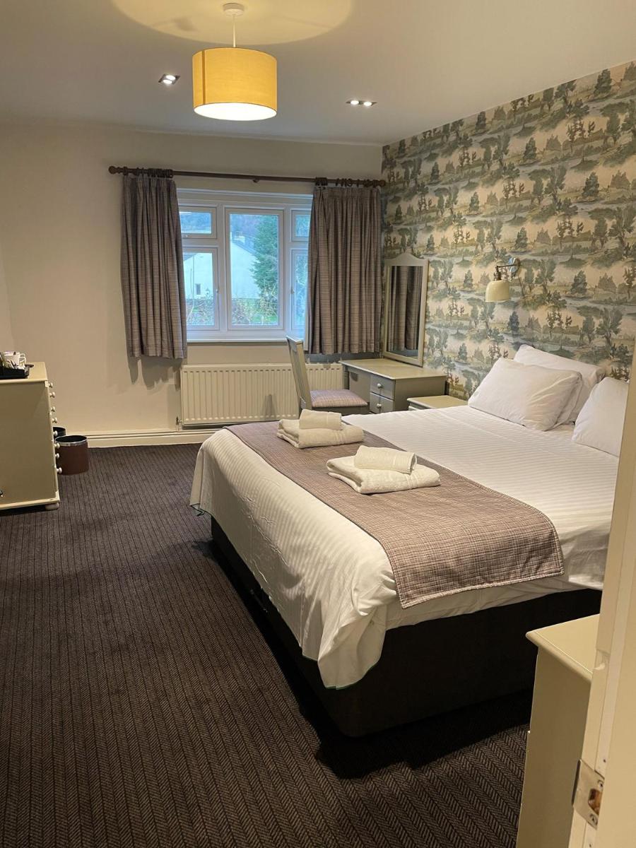 The Bridge Inn - Housity
