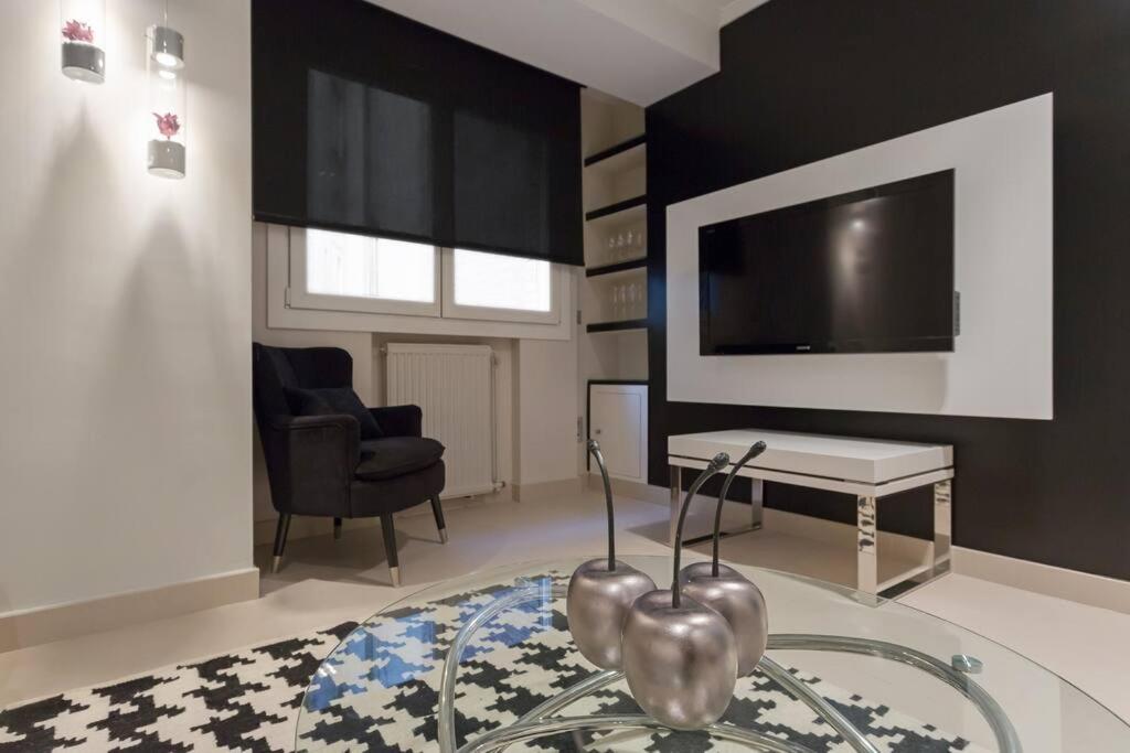 SERRANO VANTAGE, by Presidence Rentals - Housity