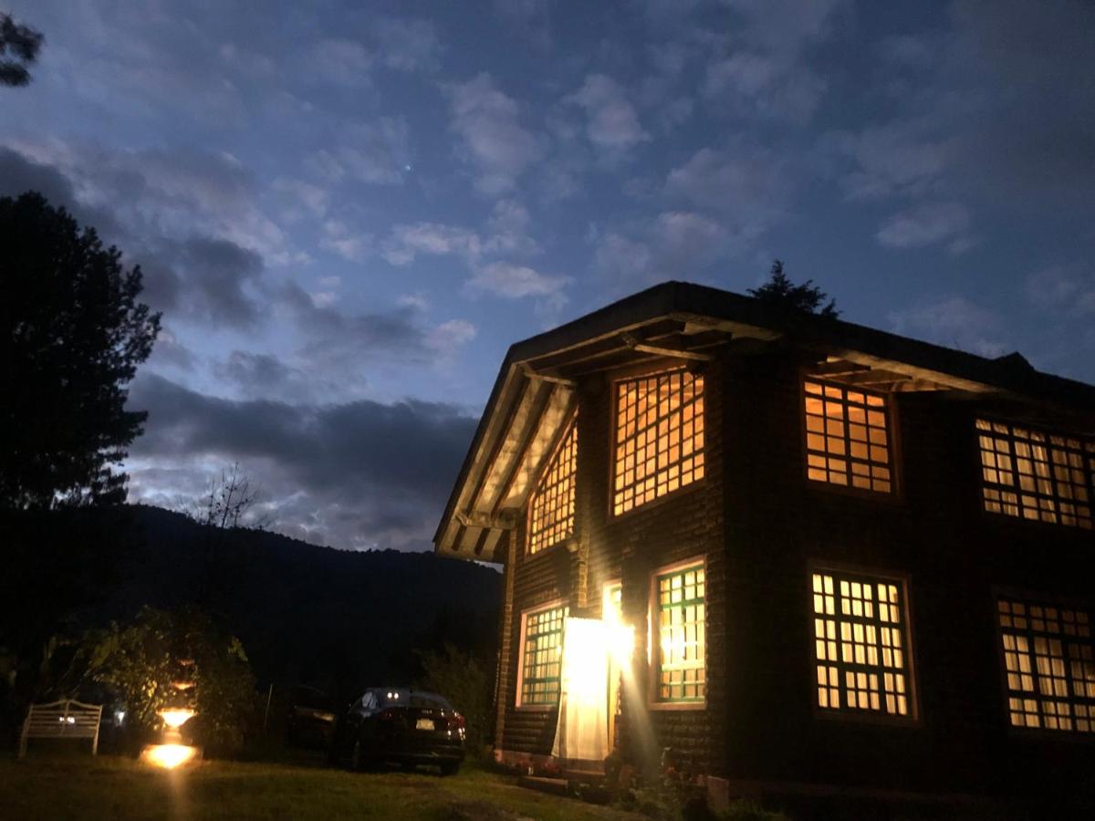 Hermosa Cabaña en la Naturaleza - Housity