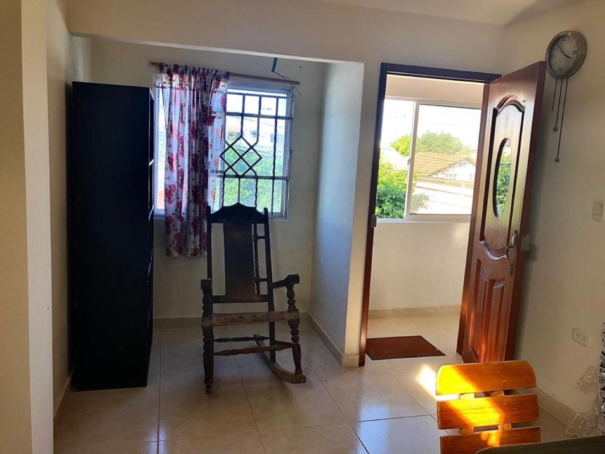 Apartamento de dos habitaciones con baños internos - Housity