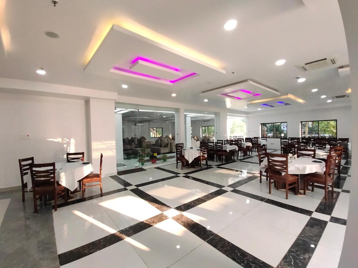 The Buddha Resort - Housity