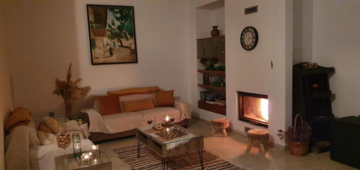 The Mountain House - Housity