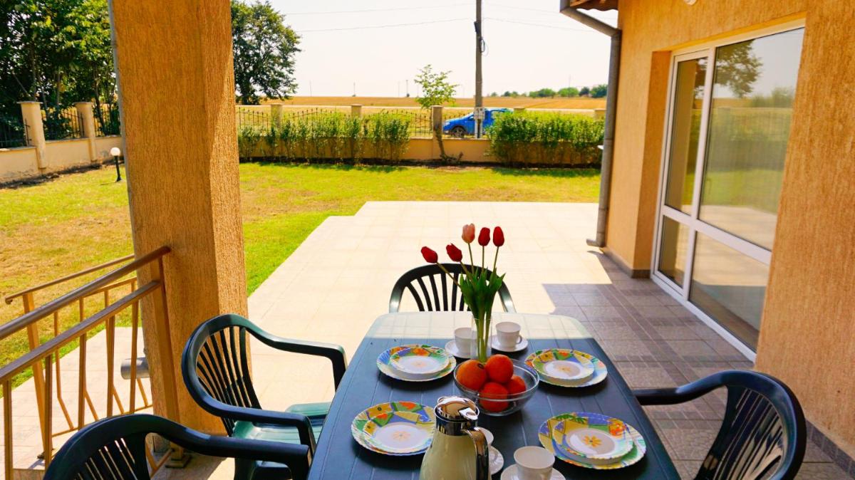 Къща за гости Тара - Villa Tara - Housity