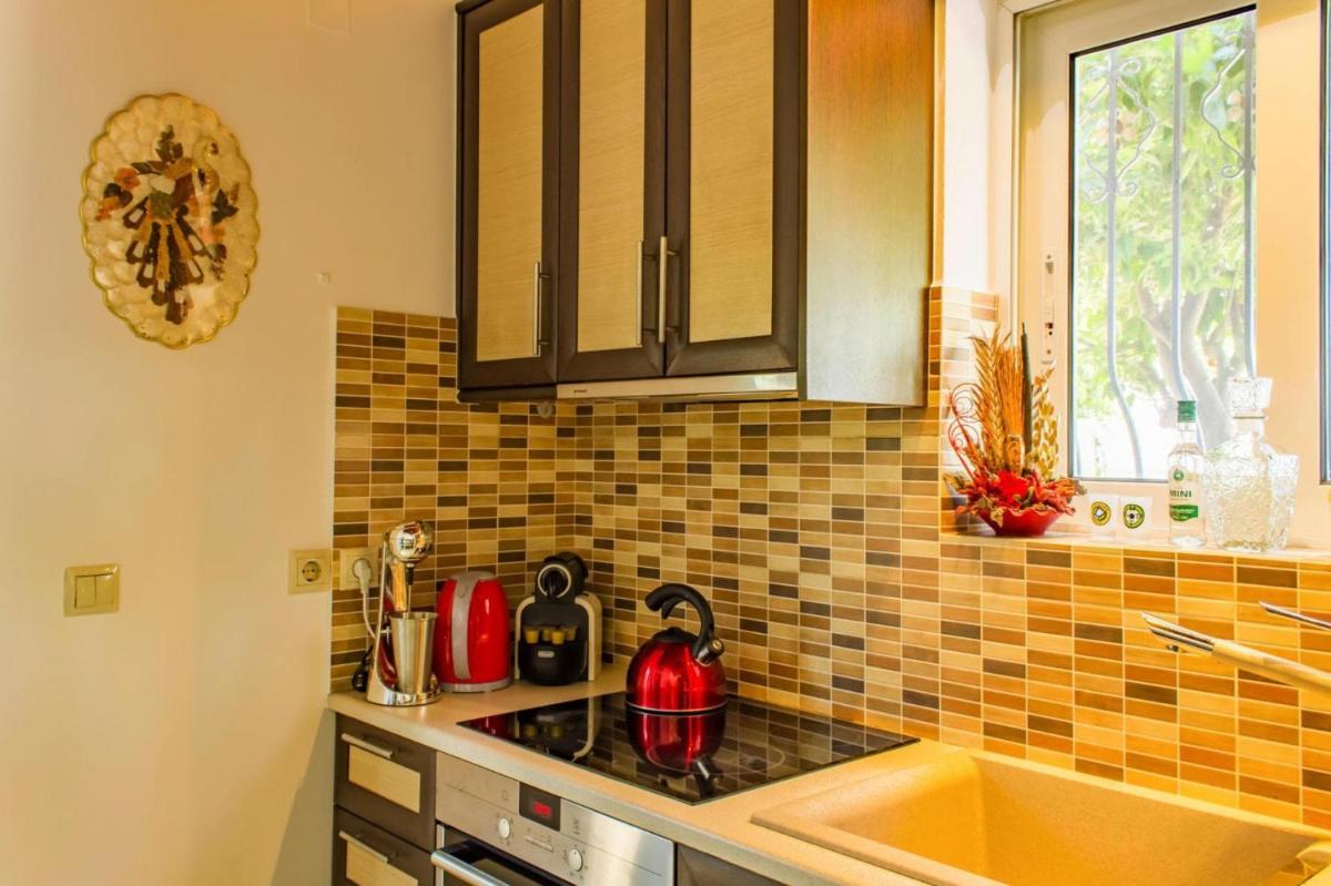 Holiday home, Galatas - Housity