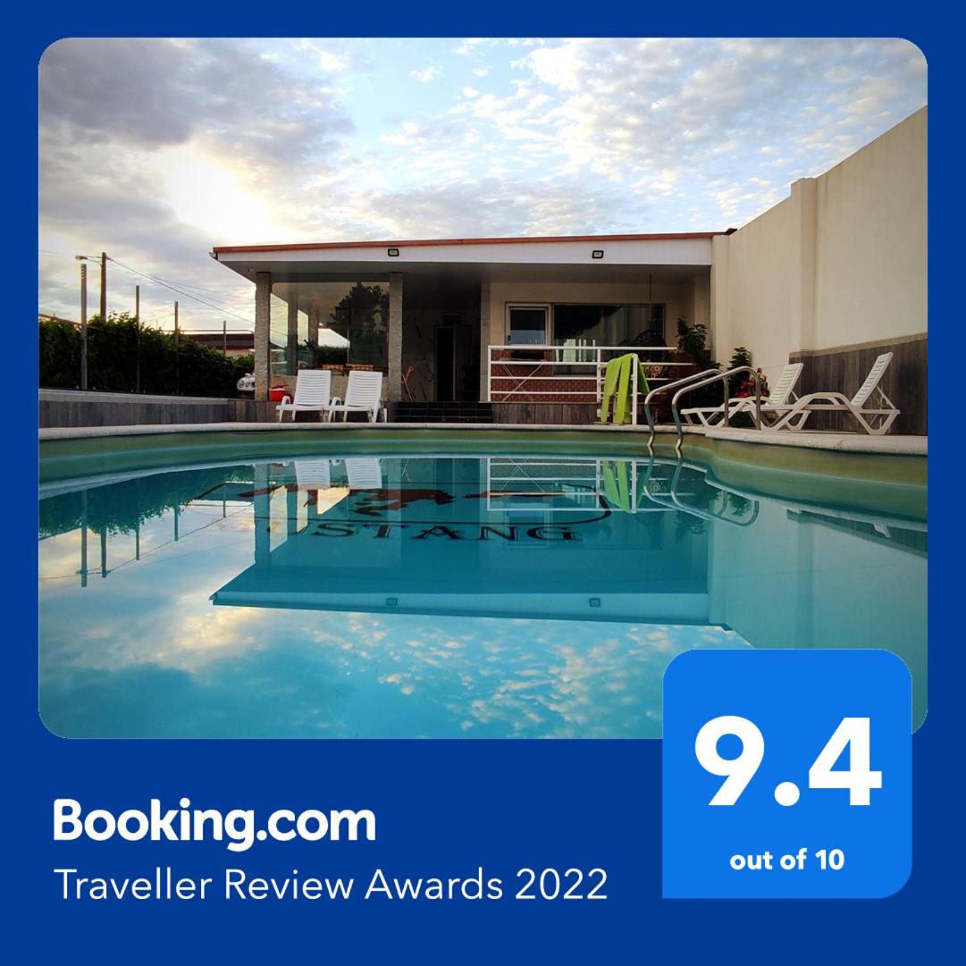 Casinha das Bonecas - Casa com Piscina Privada - Housity