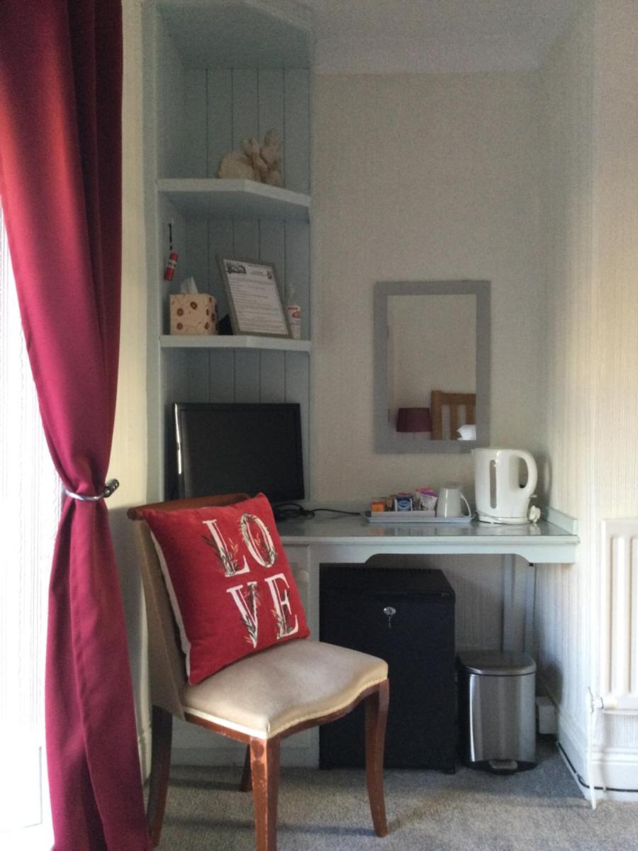 Rose & Crown - Housity