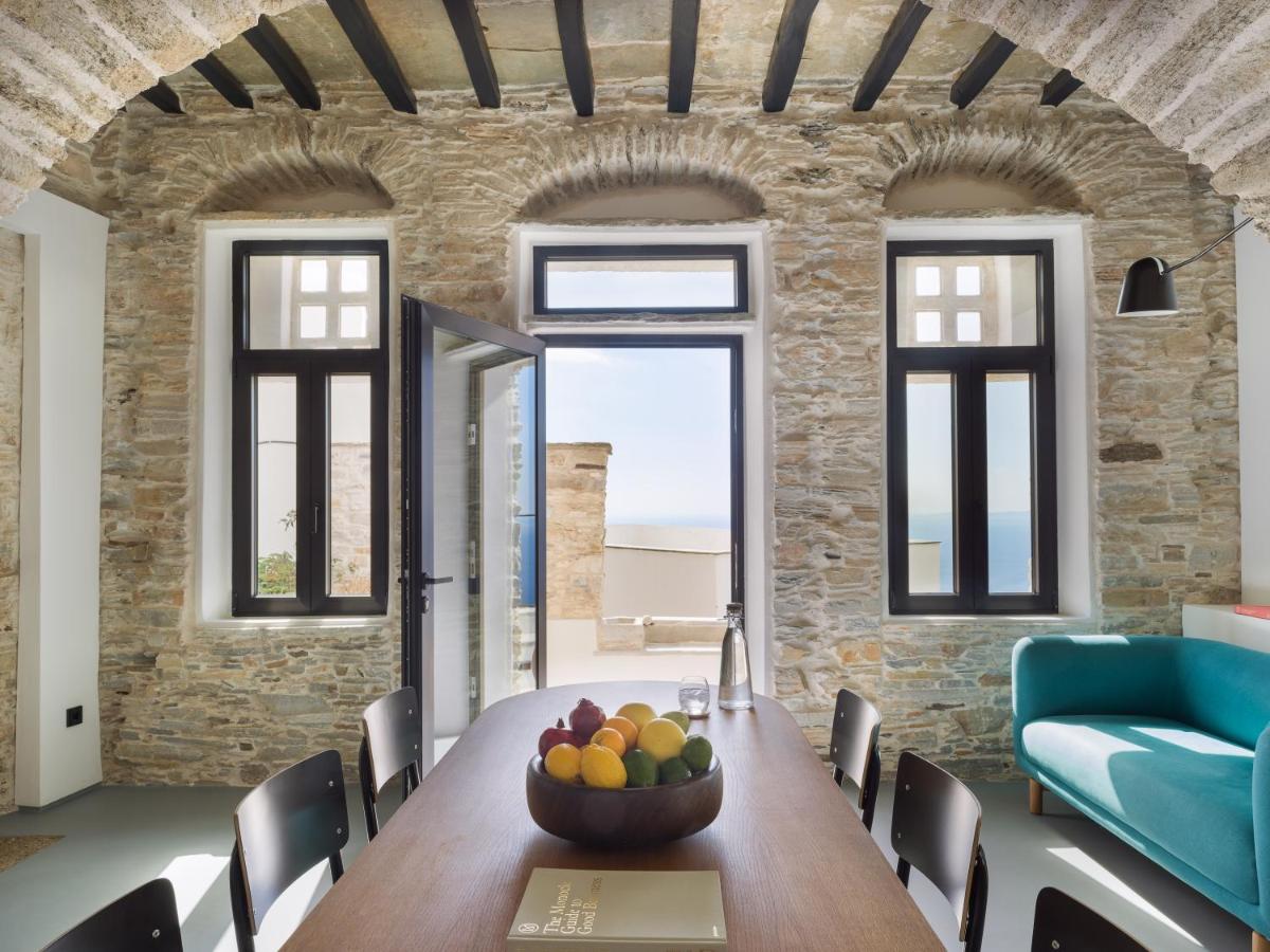 The Marble House, Design, Sustainable, and a view - Housity