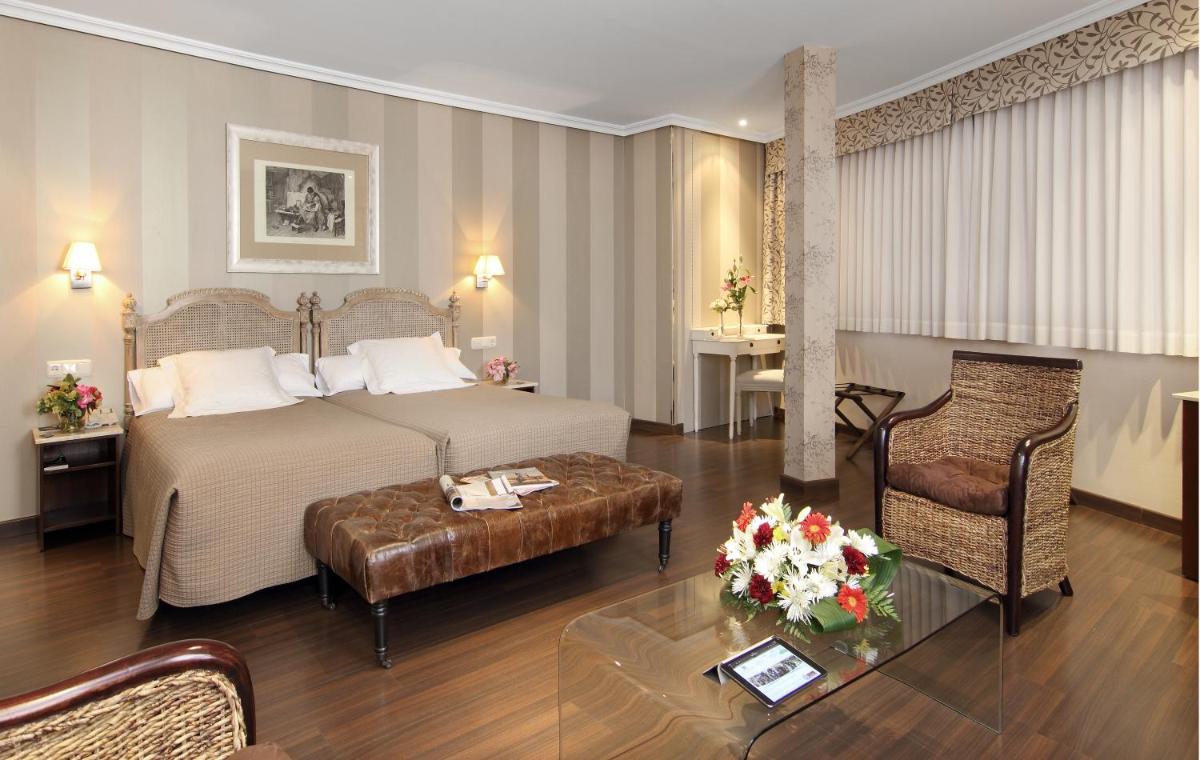 Hotel Imperial - Housity
