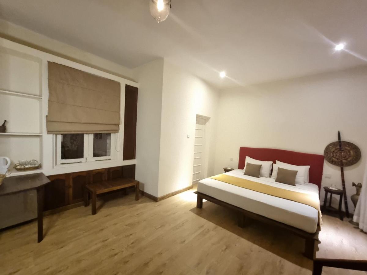 Artisan Villa - Housity