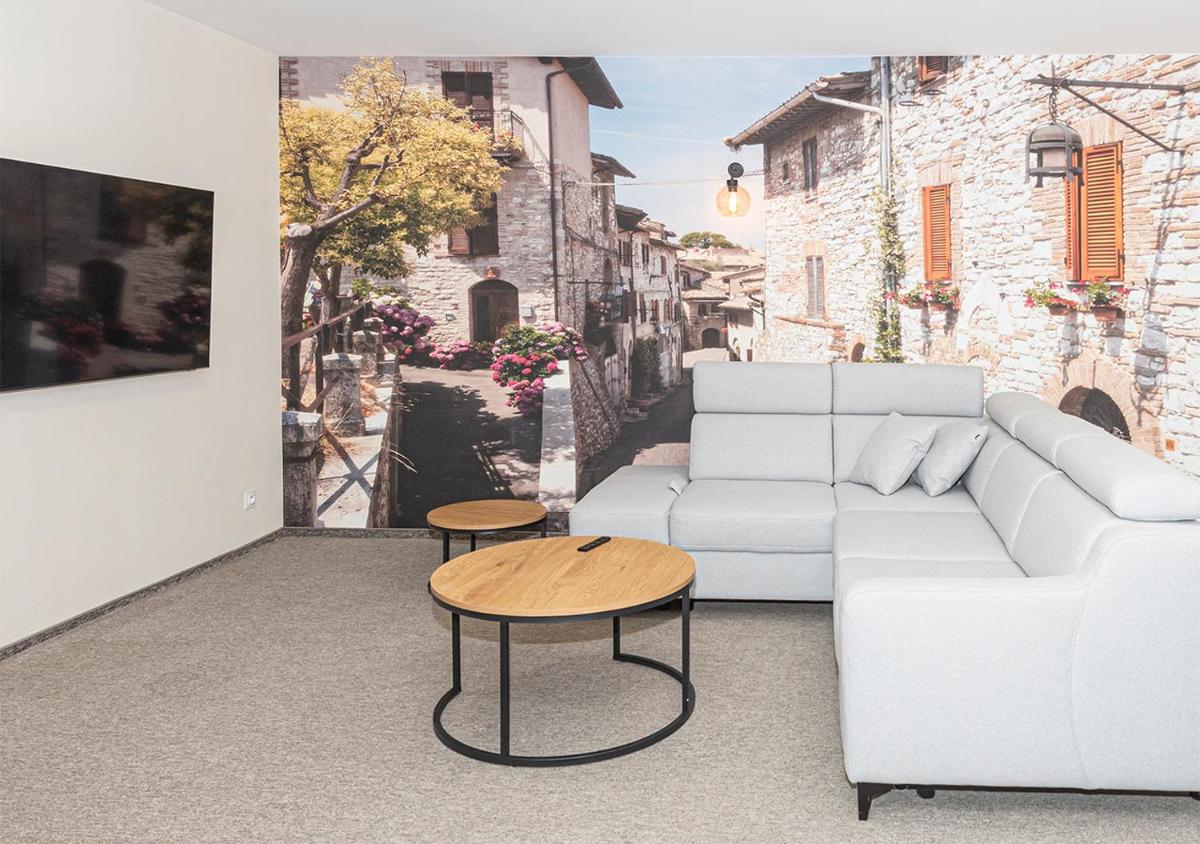 Apartament Piano - Housity