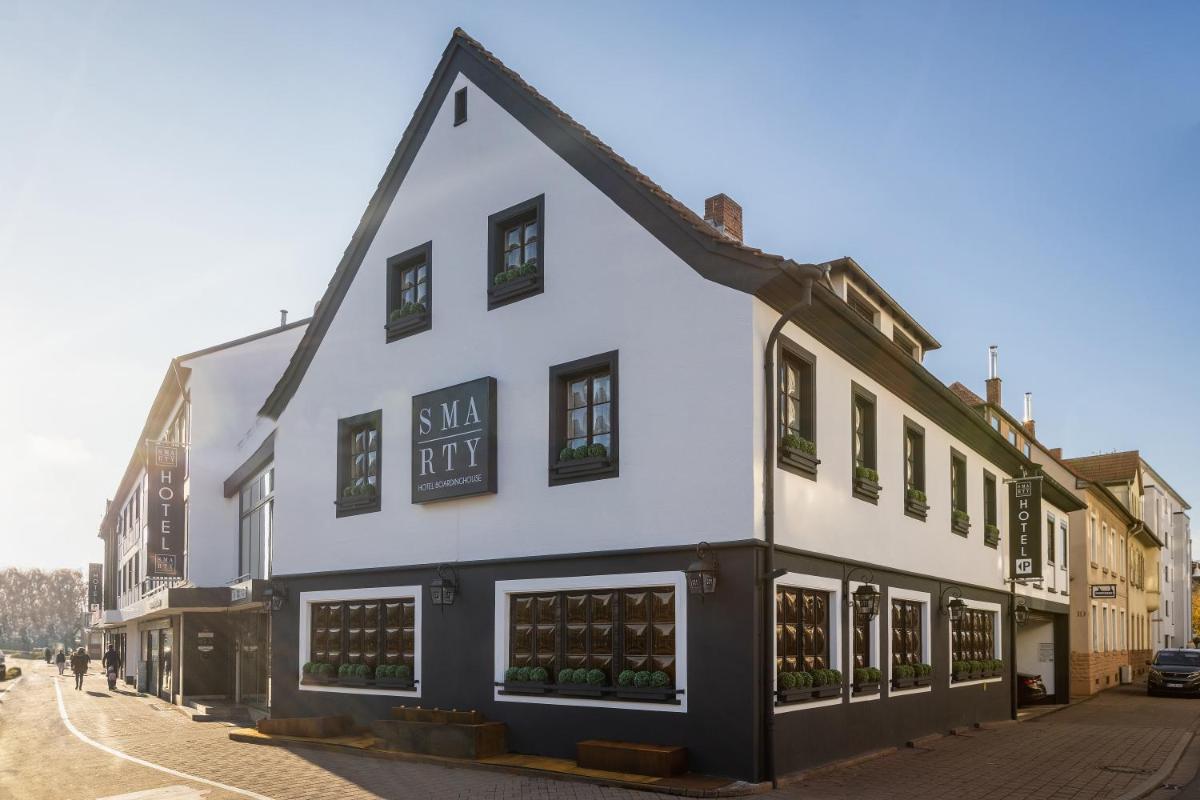 SMARTY Hotel Euler Homburg, Saar - KONTAKTLOSER SELF CHECK-IN - Housity
