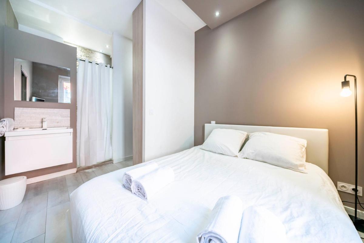 Frontière Monaco - Appartement moderne rénové - AH - Housity