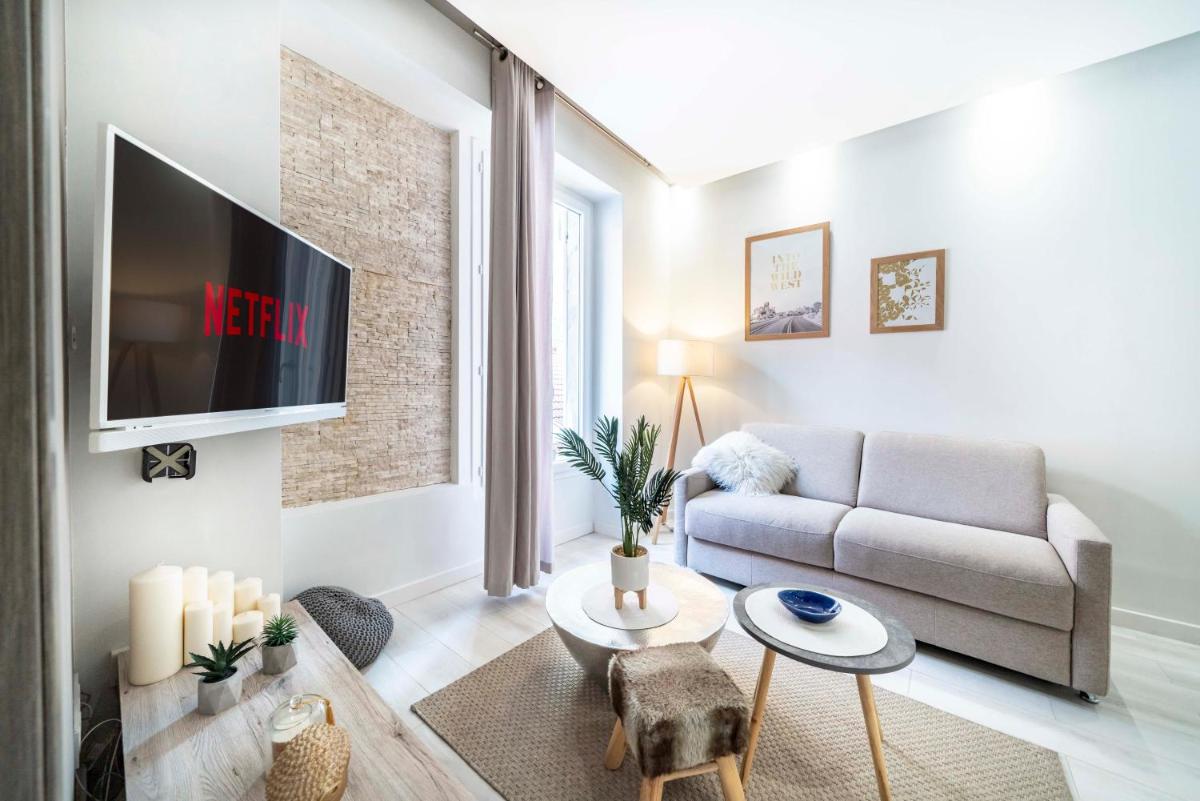 Frontière Monaco - Appartement moderne rénové - AH - Housity