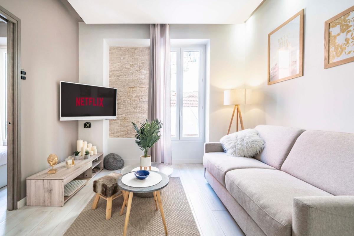 Frontière Monaco - Appartement moderne rénové - AH - Hizvo