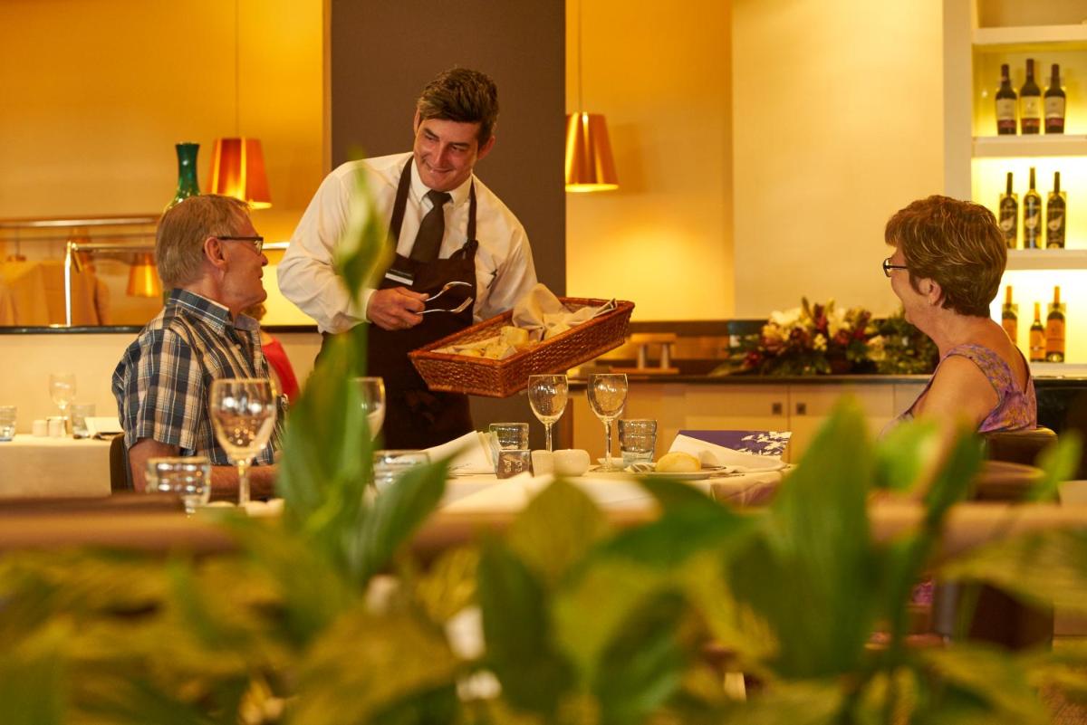 Os clientes hospedados em PortoBay Santa Maria - Adults Only
