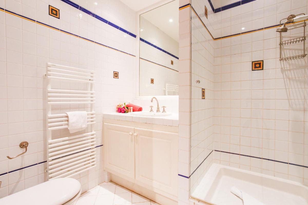 ON VILLEFRANCHE BAY - AP3040 by Riviera Holiday Homes - Housity