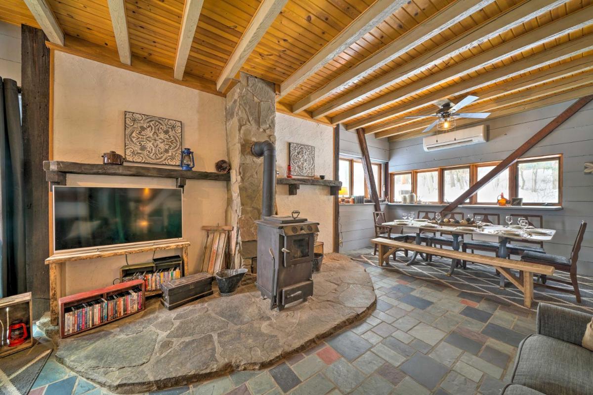 Country Escape with Fire Pit Near French Creek! - Housity