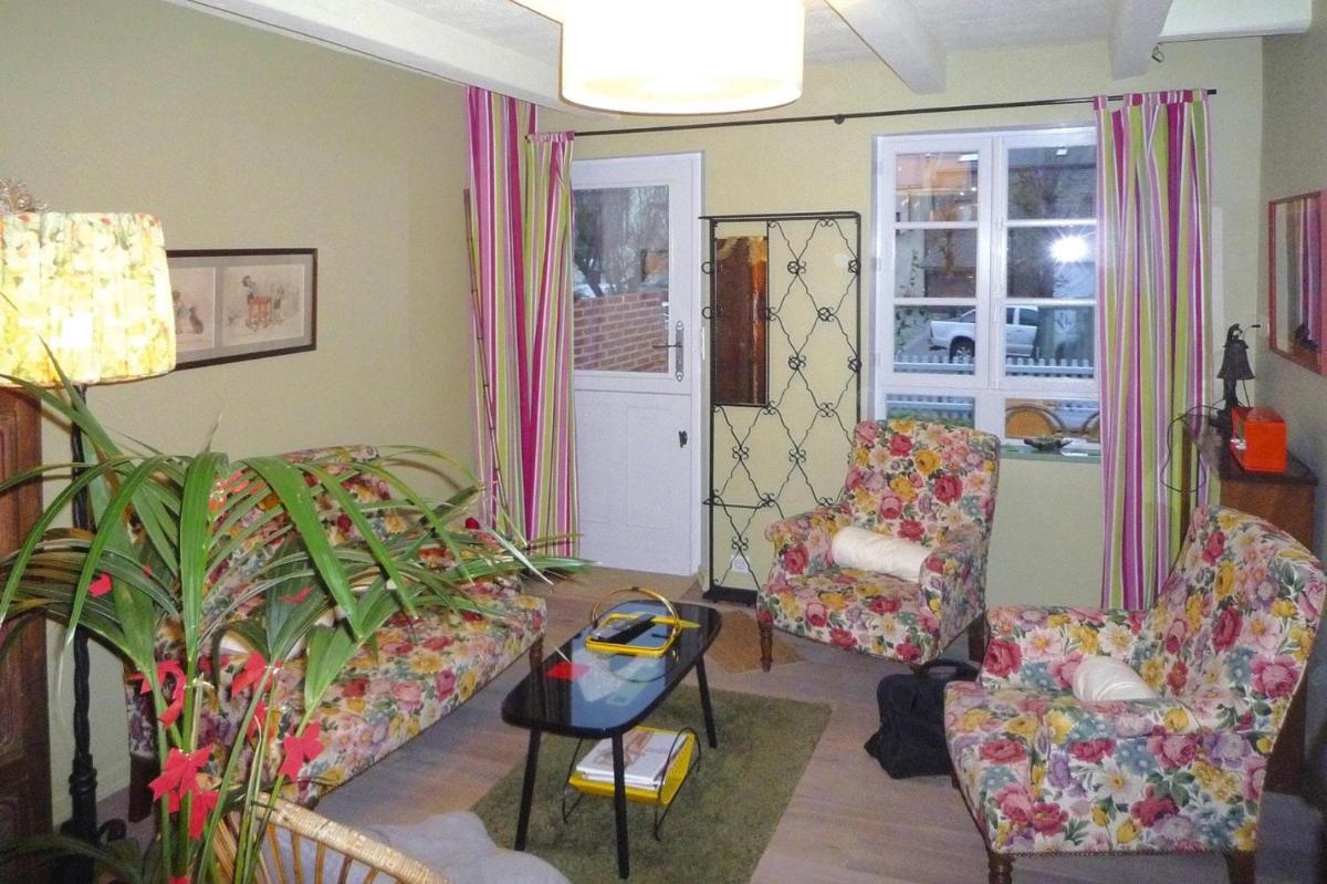 Charming House near Alabaster Coast Beach - Housity
